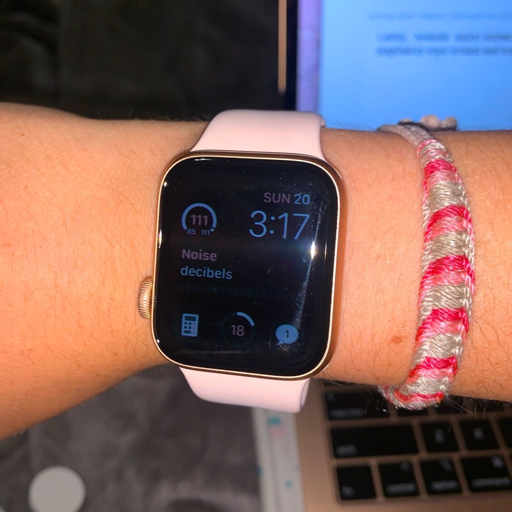 Apple Watch series 5, 40mm - rose gold